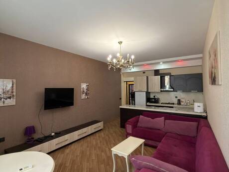 Kirayə 2 otaqlı mənzil, 75 m², Şah İsmayıl Xətai: 900 ₼/ay 2