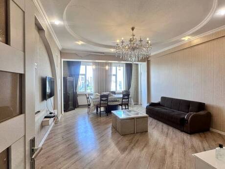 Elan №6392533 - Bakı, Şah İsmayıl Xətai m., 3 otaqlı, 132 m², 15/16 mərtəbə