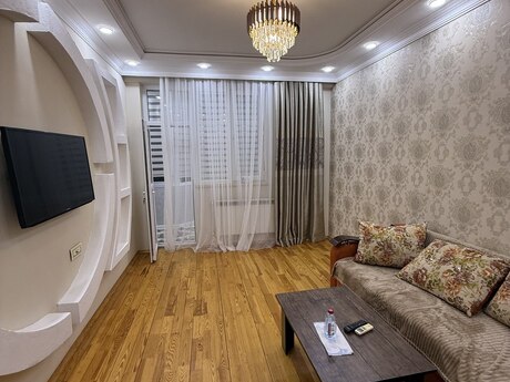Объявление №6392510 - Баку, м. Ахмедлы, 2-комн., 60 м², 5/18 этаж