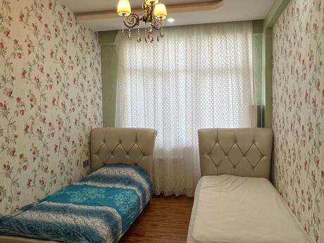3 otaqlı mənzil, 105 m², Xalqlar Dostluğu: 255 000 ₼ 3