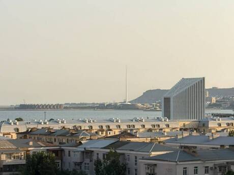 Elan №6392582 - Bakı, Şah İsmayıl Xətai m., 2 otaqlı, 90 m², 8/17 mərtəbə