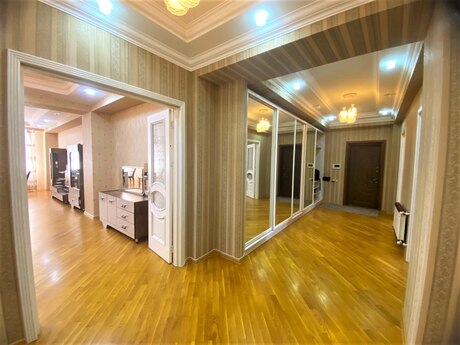 Elan №6392700 - Bakı, Nəsimi r., 3 otaqlı, 140 m², 18/19 mərtəbə
