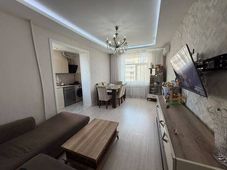 Elan №6392680 - Bakı, Əhmədli m., 3 otaqlı, 65 m², 6/9 mərtəbə
