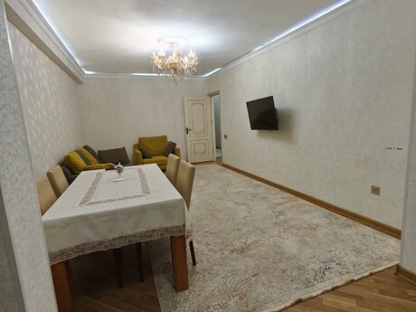 Elan №6392797 - Bakı, Köhnə Günəşli q., 3 otaqlı, 92 m², 15/17 mərtəbə