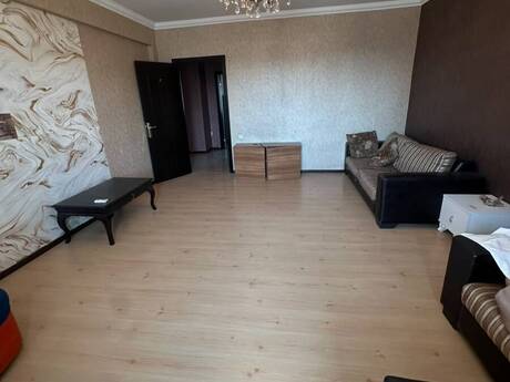 3-room apartment for rent, 140 m², Bakmil: 800 ₼/mo 3