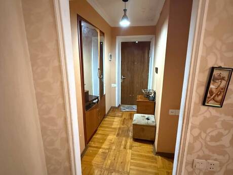 Elan №6392966 - Bakı, Nəsimi r., 2 otaqlı, 40 m², 3/6 mərtəbə