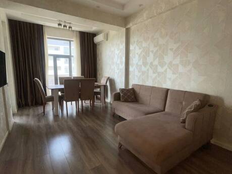 Elan №6392978 - Bakı, 28 May m., 2 otaqlı, 65 m², 12/17 mərtəbə