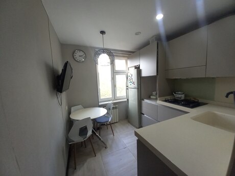 Kirayə 2 otaqlı mənzil, 60 m², Nəsimi: 650 ₼/ay 3