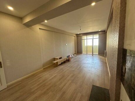 4-room apartment, 171 m², İnşaatçılar: 420 000 ₼ 2