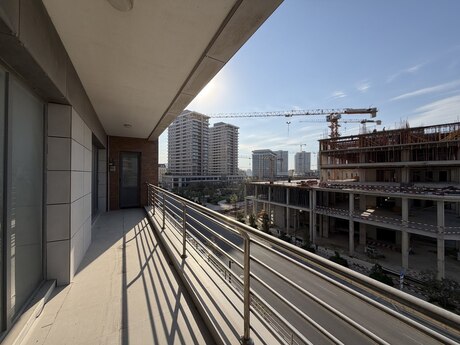 3 otaqlı mənzil, 157 m², Ağ şəhər: 630 000 ₼ 4