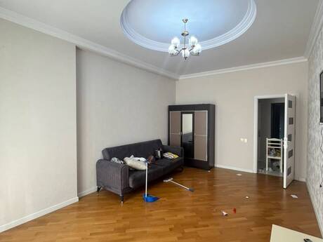1-комнатная квартира, 55 м², 8 Noyabr: 196 000 ₼ 3