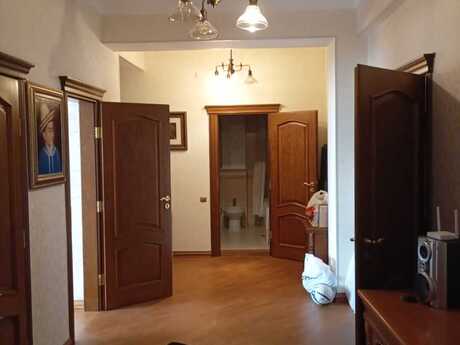 3 otaq · 170 m² · 3/11 mərtəbə, Sahil