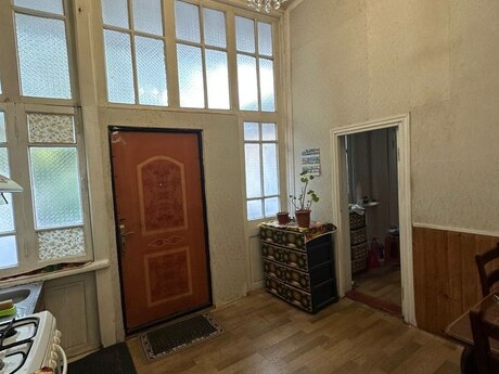 Kirayə 2 otaqlı mənzil, 90 m², 28 May: 800 ₼/ay 4