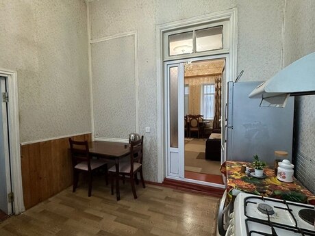 Kirayə 2 otaqlı mənzil, 90 m², 28 May: 800 ₼/ay 5