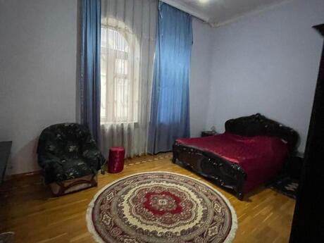 Elan №6393268 - Bakı, Gənclik m., 14 otaqlı, 800 m²