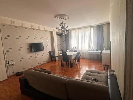 Əhmədlidə 3 otaqlı yeni tikili mənzil kirayə verilir, 105 m², 700 AZN/ay, şəkil 3 / 7