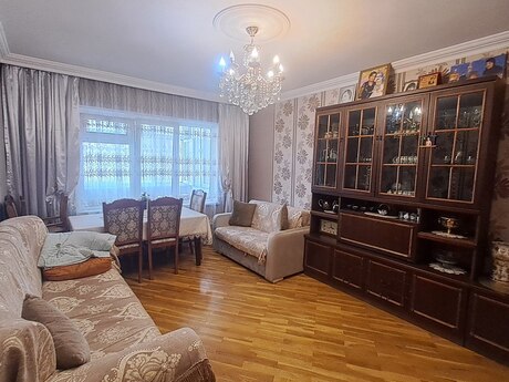 Elan №6393880 - Bakı, 8-ci kilometr q., 3 otaqlı, 90 m², 2/9 mərtəbə