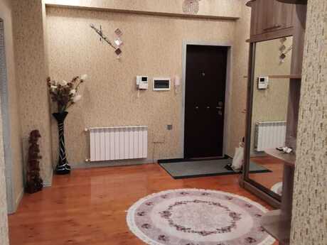 Объявление №6393900 - Баку, м. Ази Асланов, 3-комн., 130 м², 6/16 этаж