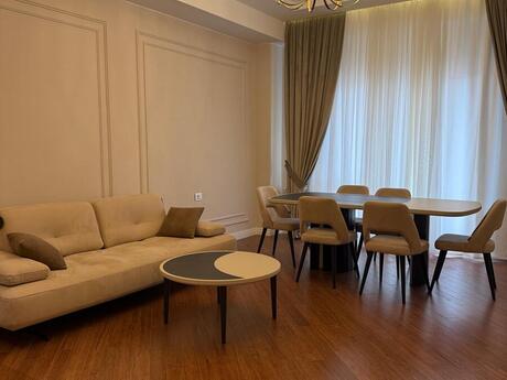 Elan №6393923 - Bakı, Ağ şəhər q., 3 otaqlı, 95 m², 4/7 mərtəbə