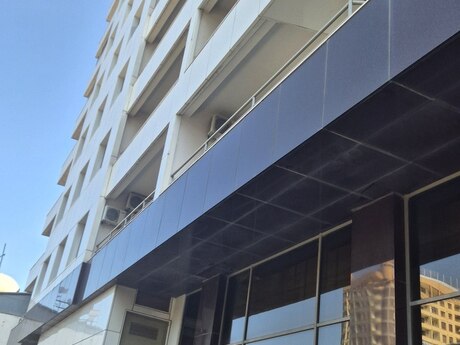 Elan №6394067 - Bakı, Sahil m., 3 otaqlı, 136 m², 8/15 mərtəbə