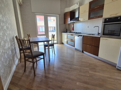3 otaqlı mənzil, 136 m², Sahil: 520 000 ₼ 5