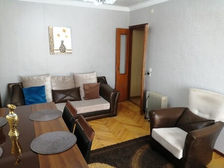 Объявление №6394121 - Баку, м. Элмляр Академиясы, 3-комн., 80 м², 9/9 этаж
