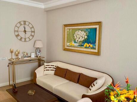 Kirayə 2 otaqlı mənzil, 92 m², Elmlər Akademiyası: 1 999 ₼/ay 2