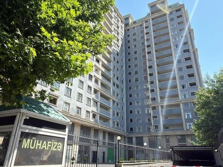 4-room apartment, 160 m², 8-ci mikrorayon: 415 000 ₼ 5