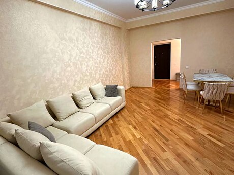 2 otaqlı mənzil, 83 m², Qara Qarayev: 245 000 ₼ 2