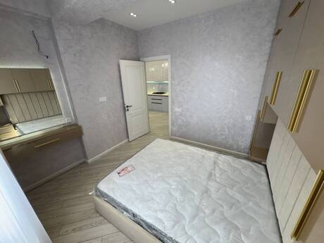 3-комнатная квартира, 57 м², Neftçilər: 180 000 ₼ 3