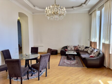 Объявление №6394178 - Баку, м. Сахил, 4-комн., 150 м²