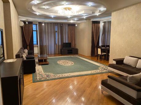 Elan №6394187 - Bakı, Elmlər Akademiyası m., 4 otaqlı, 200 m², 7/18 mərtəbə