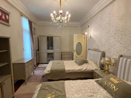 4 otaqlı mənzil, 210 m², Nəsimi: 640 000 ₼ 5