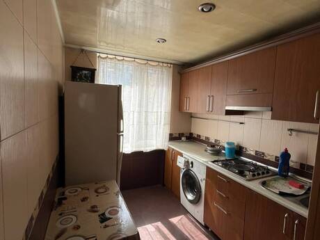Elan №6394277 - Bakı, Elmlər Akademiyası m., 3 otaqlı, 90 m², 4/5 mərtəbə