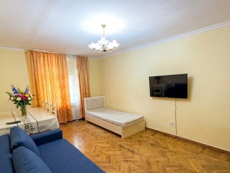 Объявление №6394350 - Баку, м. Нариман Нариманов, 3-комн., 80 м², 1/5 этаж