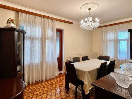 Объявление №6394421 - Баку, м. Гянджлик, 4-комн., 120 м², 4/9 этаж