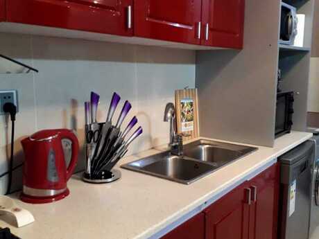 Elan №6394444 - Bakı, Sahil m., 1 otaqlı, 40 m², 4/4 mərtəbə