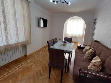 Elan №6394470 - Bakı, Elmlər Akademiyası m., 2 otaqlı, 47 m², 4/5 mərtəbə