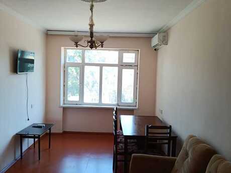 Объявление №6394501 - Баку, м. Халглар Достлугу, 2-комн., 30 м², 4/5 этаж