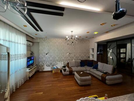 Qurtuluş 93 kompleksində 2 otaqlı yeni tikili mənzil satılır, 86 m², 120 000 AZN, şəkil 2 / 8