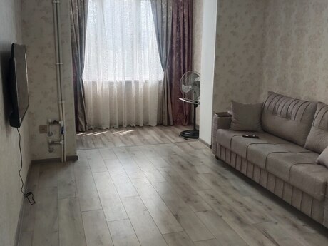 Elan №6378598 - Bakı, Neftçilər m., 1 otaqlı, 40 m², 3/5 mərtəbə