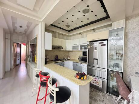 3 otaqlı mənzil, 110 m², Bakıxanov: 270 000 ₼ 2