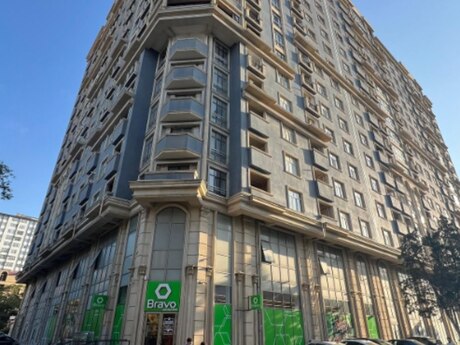 4-room apartment, 160 m², 8-ci mikrorayon: 415 000 ₼ 2