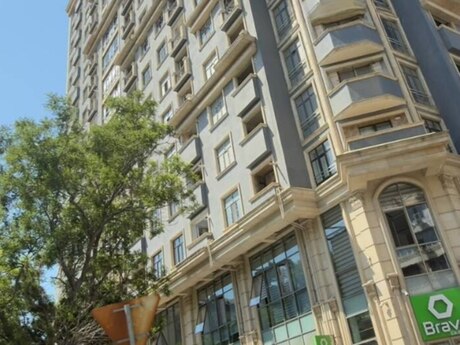 4-room apartment, 160 m², 8-ci mikrorayon: 415 000 ₼ 3