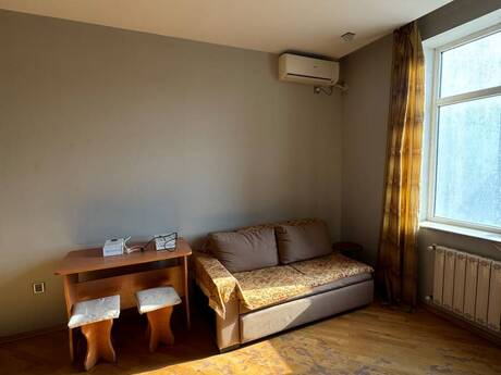 Аренда: 3-комнатная квартира, 80 м², Nizami: 900 ₼/мес 2