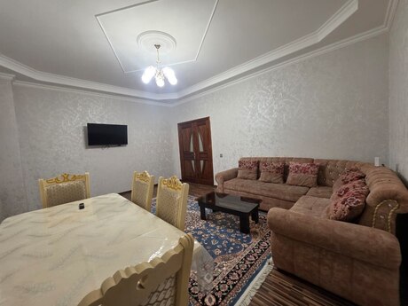 Elan №6394961 - Bakı, Şah İsmayıl Xətai m., 2 otaqlı, 100 m², 2/7 mərtəbə