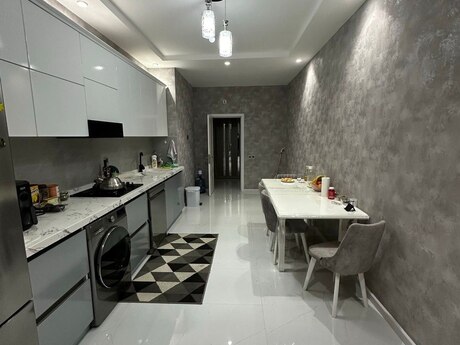 3-комнатная квартира, 108 м², Həzi Aslanov: 298 000 ₼ 4