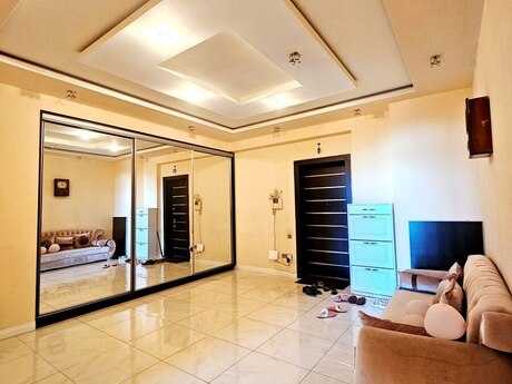 Elan №6395167 - Bakı, Nəsimi r., 4 otaqlı, 186 m², 12/18 mərtəbə