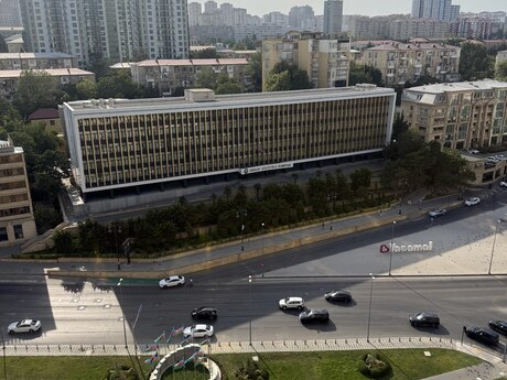 4-комнатная квартира, 165 м², Nizami: 459 000 ₼ 4
