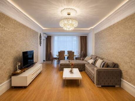 Объявление №6395221 - Баку, Наримановский  р., 3-комн., 140 м², 2/14 этаж